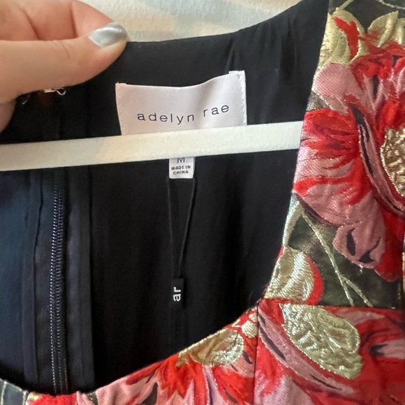 Super pretty ADELYN RAE

CLARIS PUFF SLEEVE JACQUARD MINI DRESS sz 4 - Picture 9 of 14